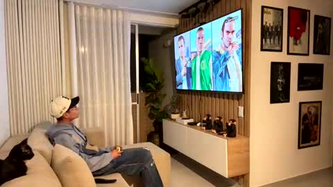   online show from October 21, 2:05 am