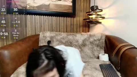 morganevans_t online show from February 20, 12:29 pm