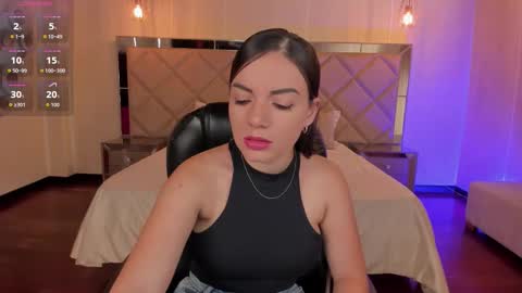 Morgan Hicks online show from December 19, 8:04 pm