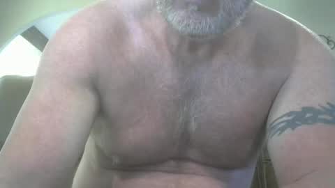 motorguy08 online show from November 8, 3:37 pm