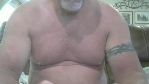 motorguy08 online show from September 26, 6:27 pm