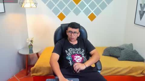 Mou Fly online show from September 30, 12:48 pm