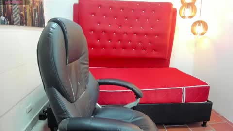 Mou Fly online show from October 22, 12:18 pm