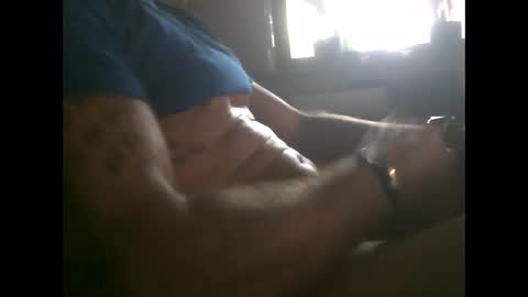 mowgli1977 online show from December 2, 10:03 am