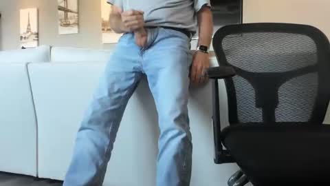 Daddy online show from May 26, 6:25 pm