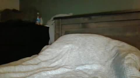 mr1bucket online show from October 14, 12:35 am