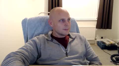 Mr Baldy Likes to Chat online show from October 12, 12:14 am