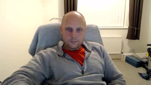 Mr Baldy Likes to Chat online show from September 27, 11:02 pm