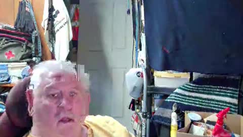 mr_canoe_licker_69 online show from January 26, 8:02 pm