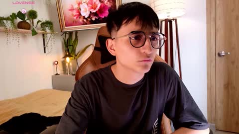 Mr Evans online show from January 16, 8:18 pm