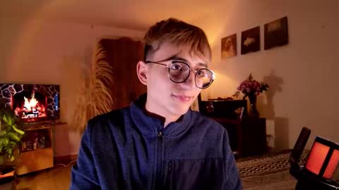 Mr Evans online show from October 9, 3:17 pm