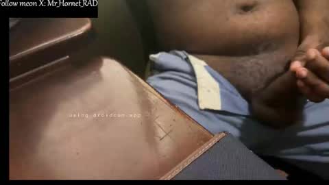 mr_hornet_rad online show from March 25, 7:09 pm