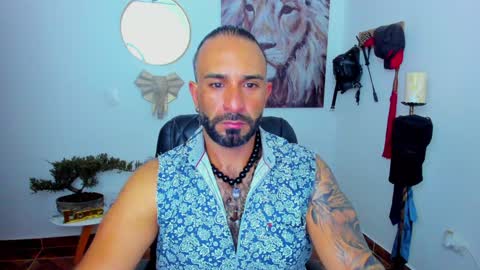 mr_maik22 online show from January 12, 12:39 am