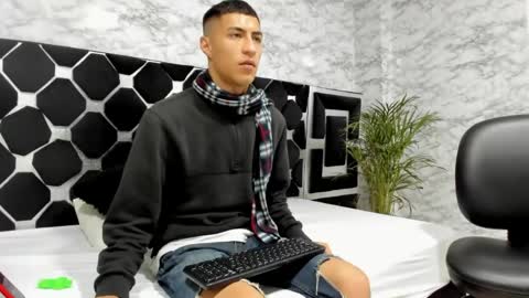 Mr Porn  online show from April 14, 1:14 pm