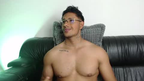 AARON online show from May 15, 5:16 am