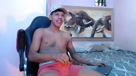 mr_stiven_ online show from February 20, 2:18 am