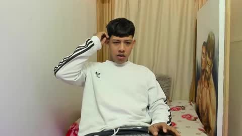 mr_stiven_ online show from February 2, 11:45 pm