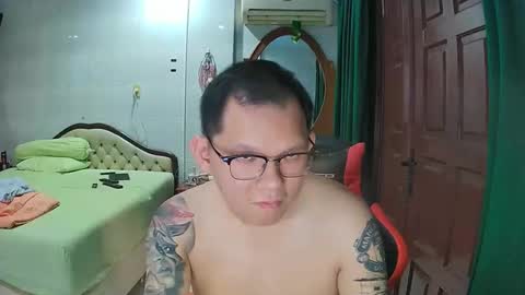 mr_thick89 online show from November 18, 12:52 pm