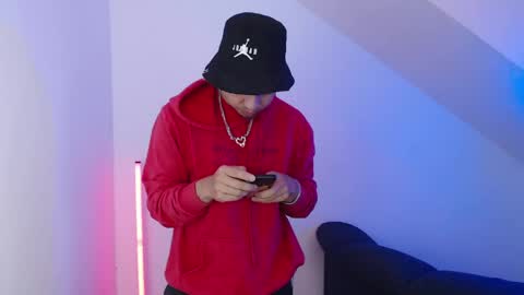 Alpha LATINO online show from April 13, 4:17 am