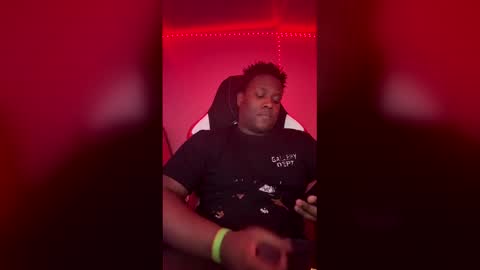 mrbbcant online show from February 3, 11:30 pm