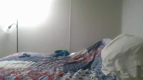 Snapshot of mrbill55 chatting on December 12, 12:38 am mrbill55 online show from December 12, 12:38 am