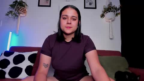 Laura online show from October 23, 4:25 am