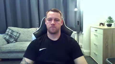 mrengland86566 online show from February 23, 7:10 am