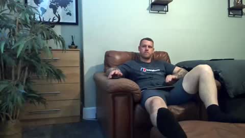 mrengland86566 online show from May 18, 3:18 pm