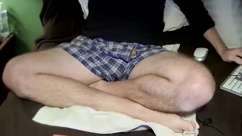 mrericsmith  email hidnnn online show from January 3, 4:59 pm