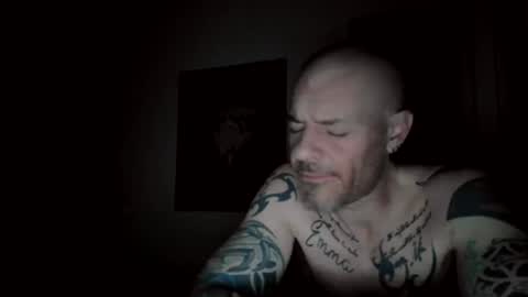 IwantU2WatchME online show from February 12, 6:28 am