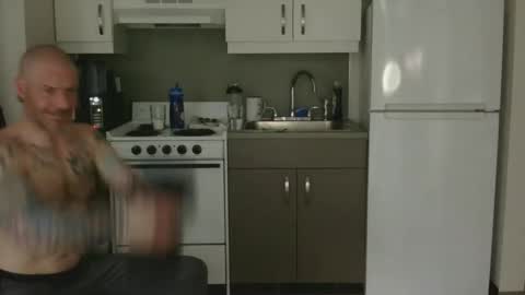 IwantU2WatchME online show from April 13, 2:21 pm