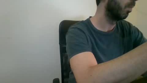 Snapshot of mrralph__90 chatting on December 6, 11:17 am Mrralph online show from December 6, 11:17 am