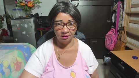 mrs_mommy online show from October 23, 2:51 pm