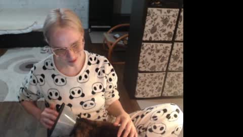 Sasha online show from April 16, 8:09 pm