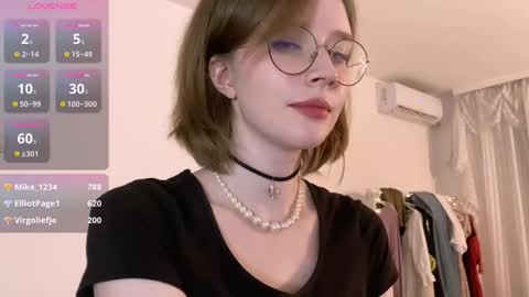 ms_christiana online show from January 11, 8:15 pm