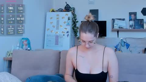 Ms ForYOU online show from April 16, 4:01 am