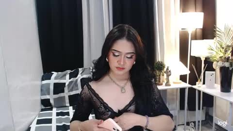 Ash online show from February 6, 3:20 pm