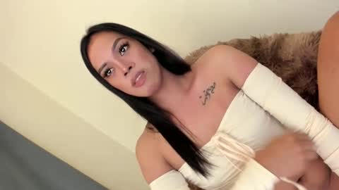 Snapshot of ms_selenaxx chatting on January 4, 7:02 pm selena online show from January 4, 7:02 pm