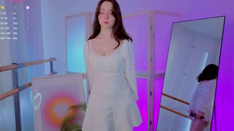 Alice online show from May 2, 4:51 am