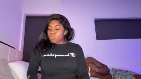 mskitty000 online show from February 26, 12:58 am