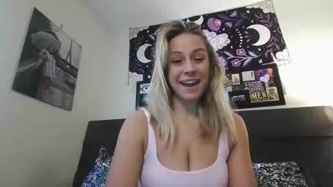msmariesummers online show from January 22, 2:35 pm
