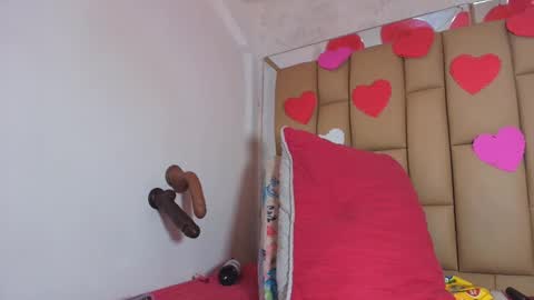 Snapshot of mss_samy chatting on February 22, 6:28 am MARIA ANTONELLA 3 online show from February 22, 6:28 am