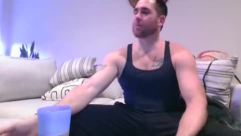 Isaac and Vera online show from February 24, 10:36 pm