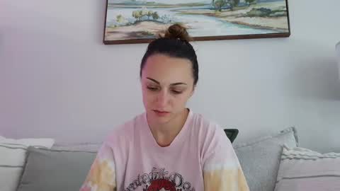 Isaac and Vera online show from September 11, 4:19 pm