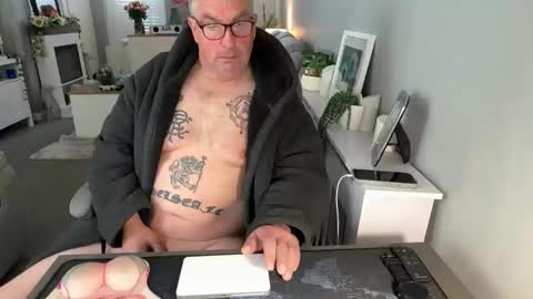 mtb1697 online show from April 18, 8:49 am