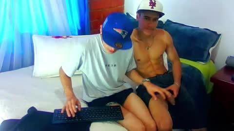 Snapshot of mucleboys1 chatting on February 25, 4:25 pm boss y jord online show from February 25, 4:25 pm