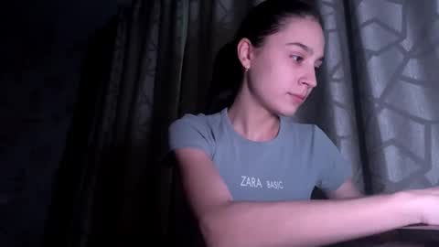 Tia online show from January 19, 5:28 am