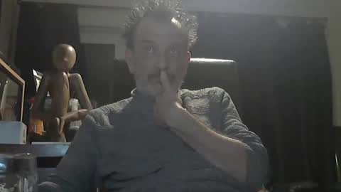 munch10 online show from March 1, 8:42 pm