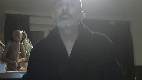 munch10 online show from December 1, 8:33 pm