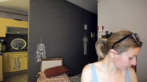 Snapshot of munishpunish chatting on January 30, 7:37 pm LOVELY JULIA Peter DAY online show from January 30, 7:37 pm